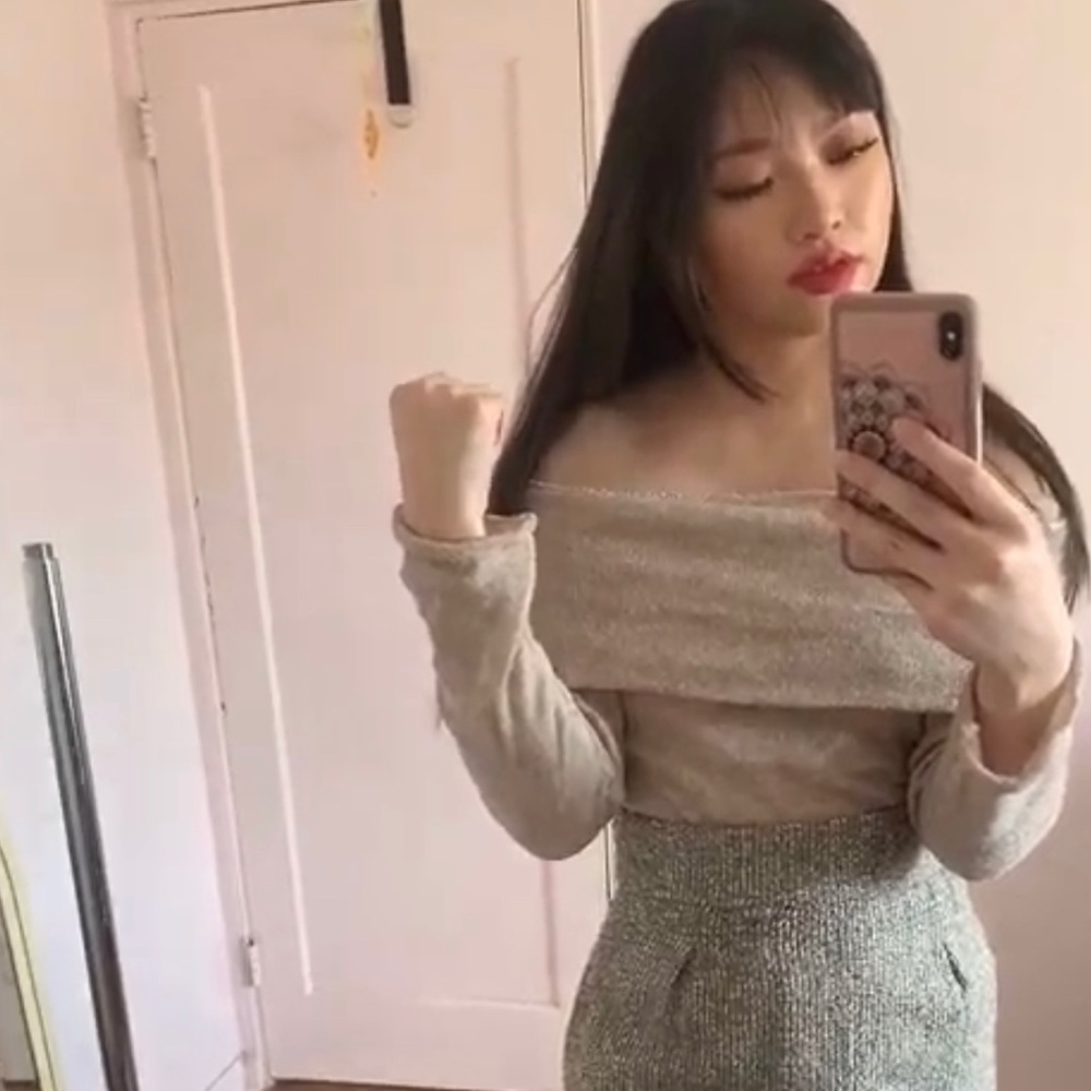 Off shoulder top